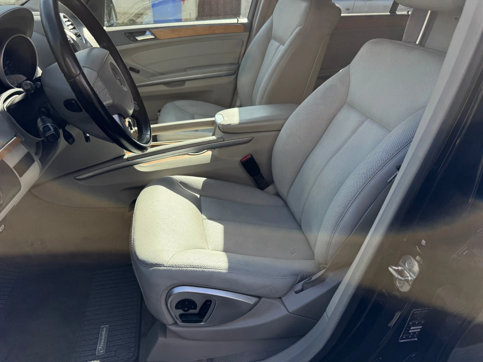 Mercedes-Benz GL 420 ОБДУХВАНЕ * ПОДГРЕВ* КАМЕРА* БЛОКАЖ* DVD+ TV - изображение 6