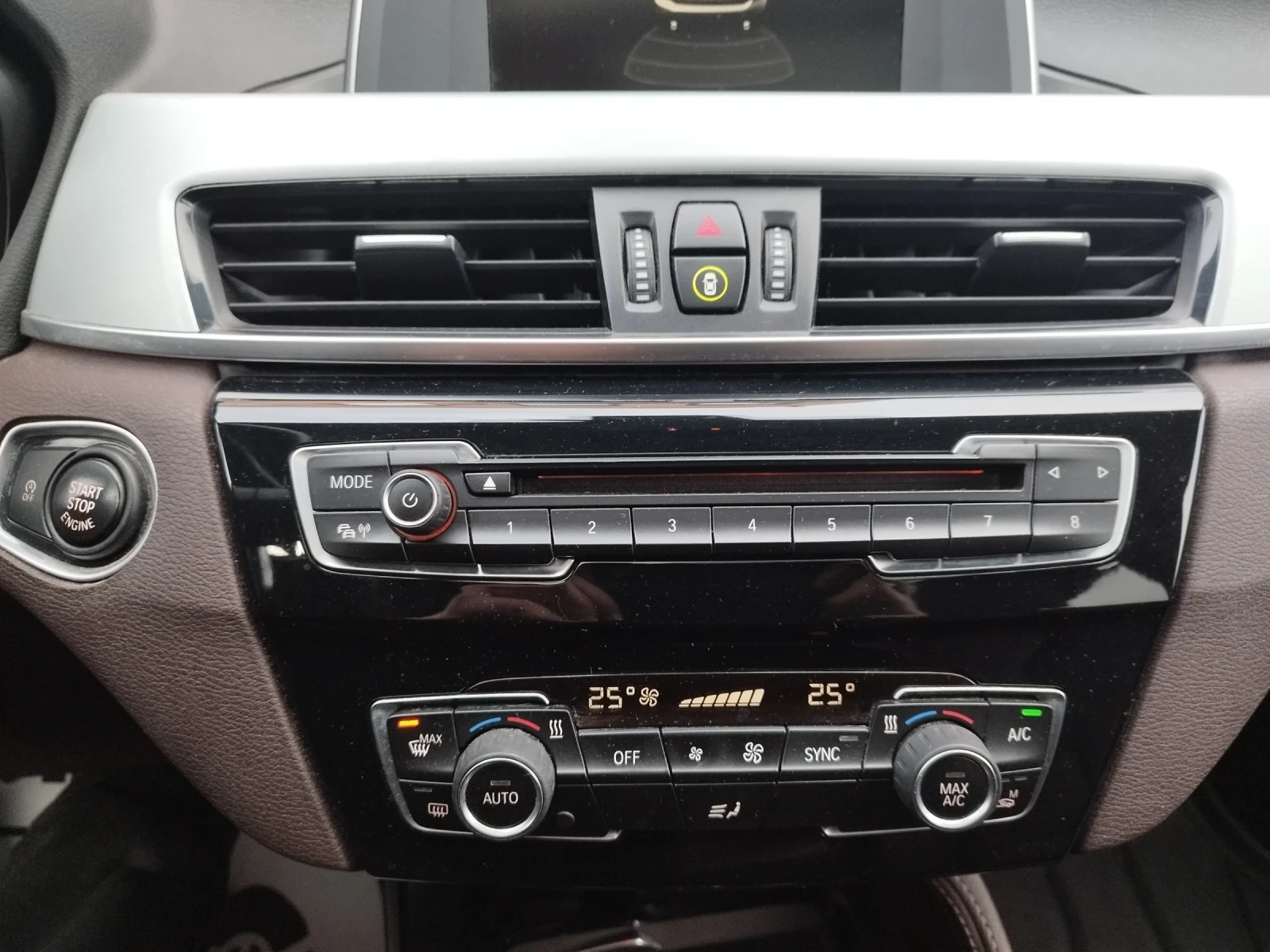 BMW X1 X Drive 25 D, 231 k.c., EURO 6B | Mobile.bg � ����������� 11