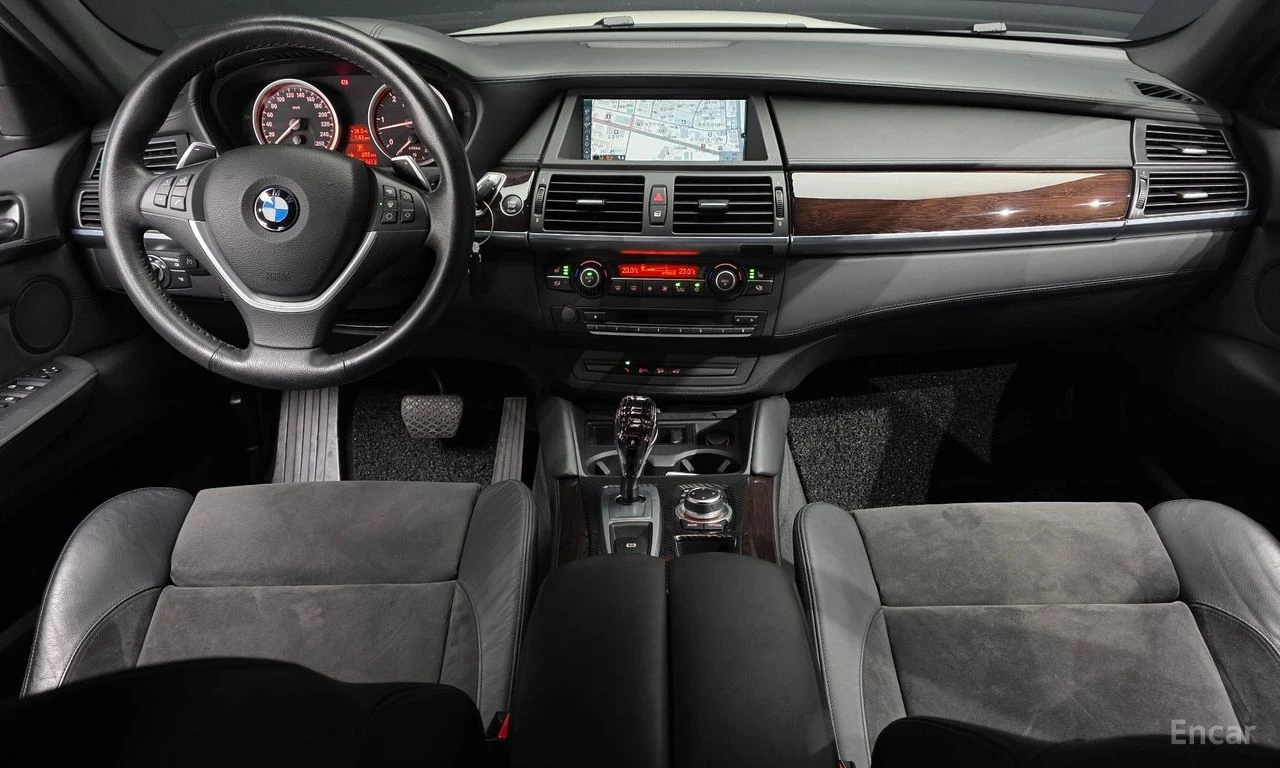 BMW X6 HEAD-UP * ПОДГРЕВИ * ПАНО * KEYLESS, снимка 8 - Автомобили и джипове - 55187395