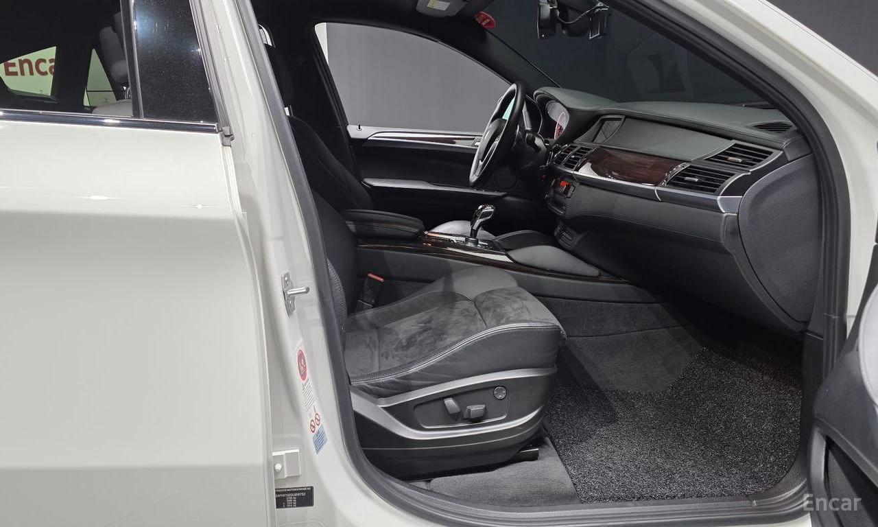 BMW X6 HEAD-UP * ПОДГРЕВИ * ПАНО * KEYLESS, снимка 12 - Автомобили и джипове - 55187395