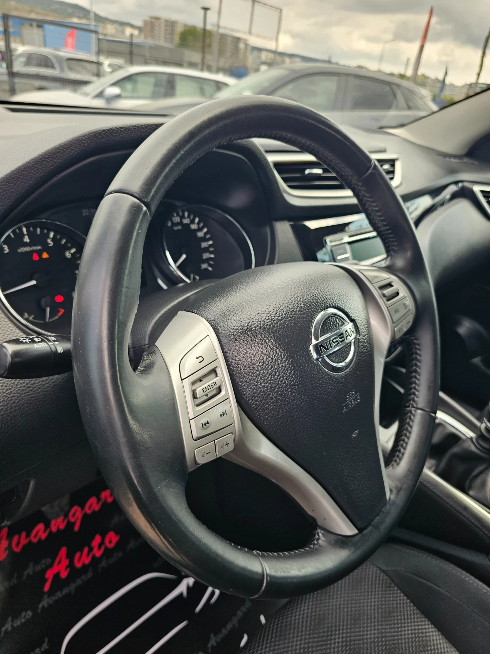 Nissan Qashqai 1.2i, 116к.с., снимка 12 - Автомобили и джипове - 55839078