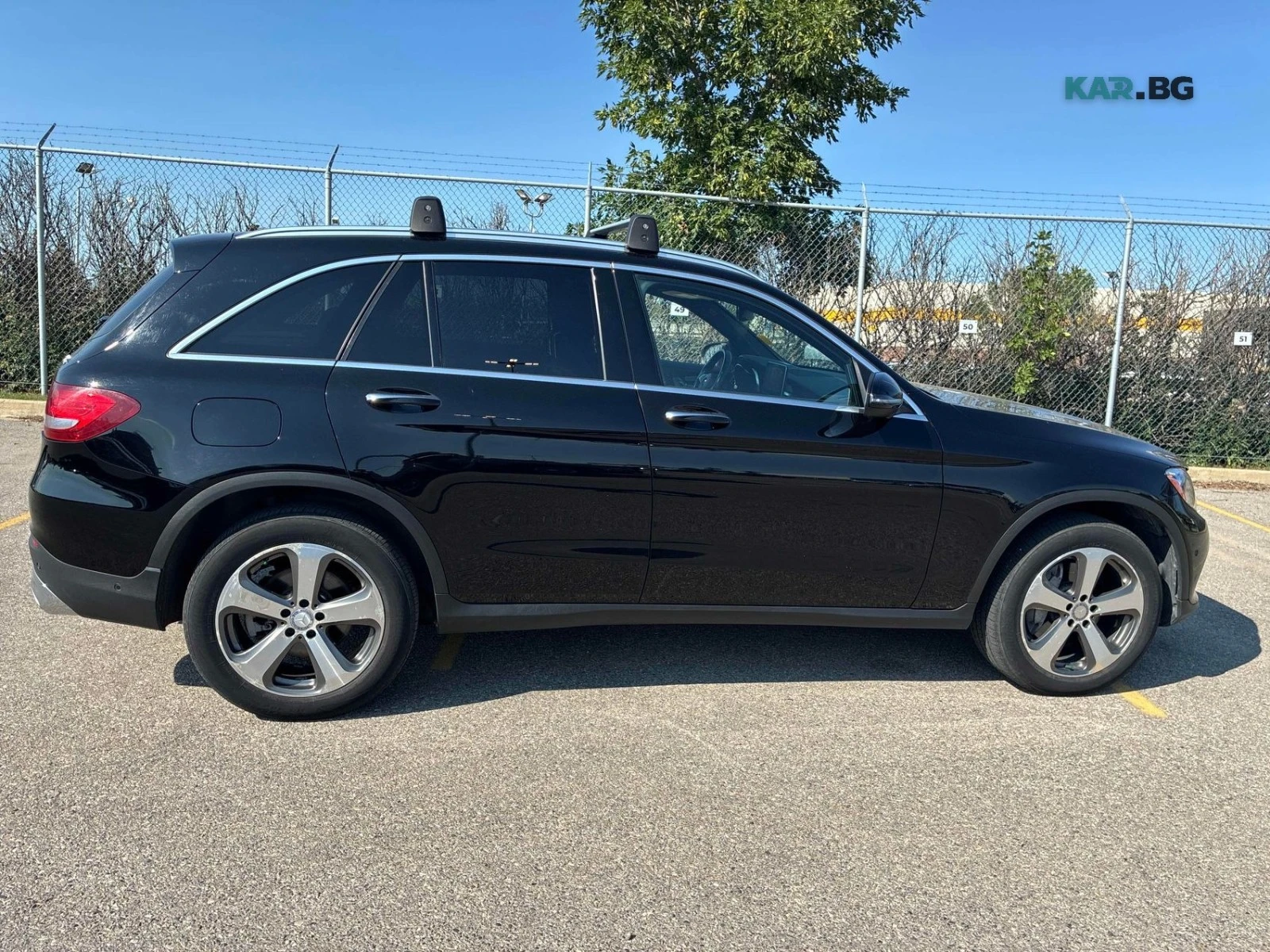 Mercedes-Benz GLC 300 АвтоКредит* (ЦЕНА ДО БГ), снимка 4 - Автомобили и джипове - 55867888
