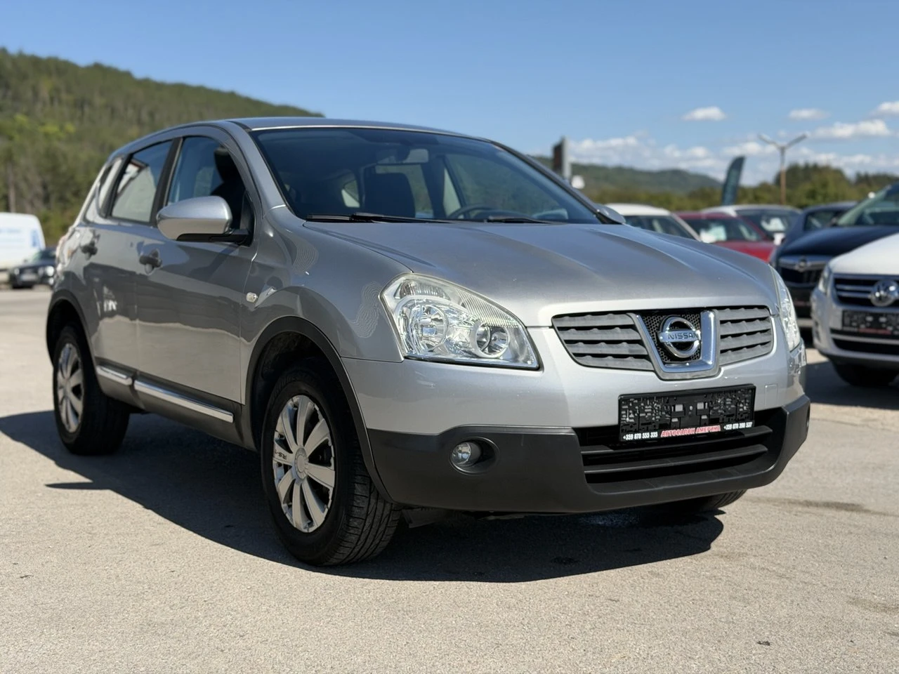 Nissan Qashqai 1.5dCi , снимка 3 - Автомобили и джипове - 55981225