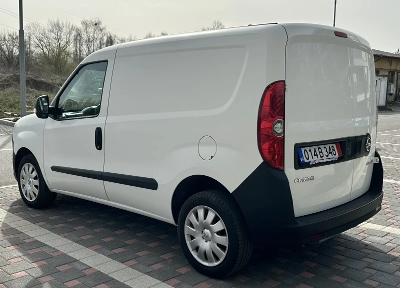 Opel Combo 1.4i Метан, снимка 6 - Бусове и автобуси - 45060470