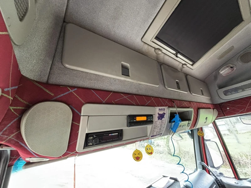 Iveco Stralis, снимка 8 - Камиони - 52670773