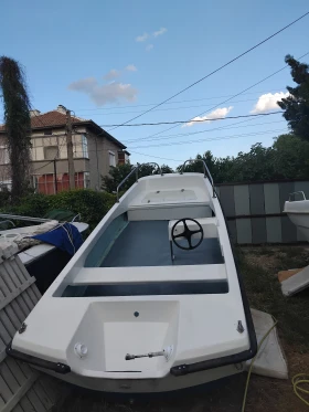 Лодка Ally Fiart тримаран