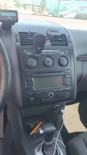VW Touran 2.0 | Mobile.bg    10