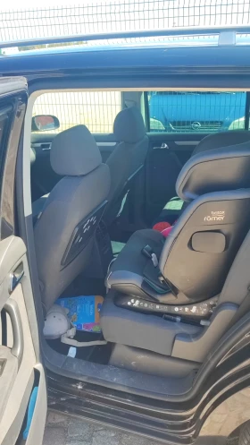 VW Touran 2.0 | Mobile.bg    8
