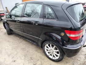 Mercedes-Benz B 200, снимка 1