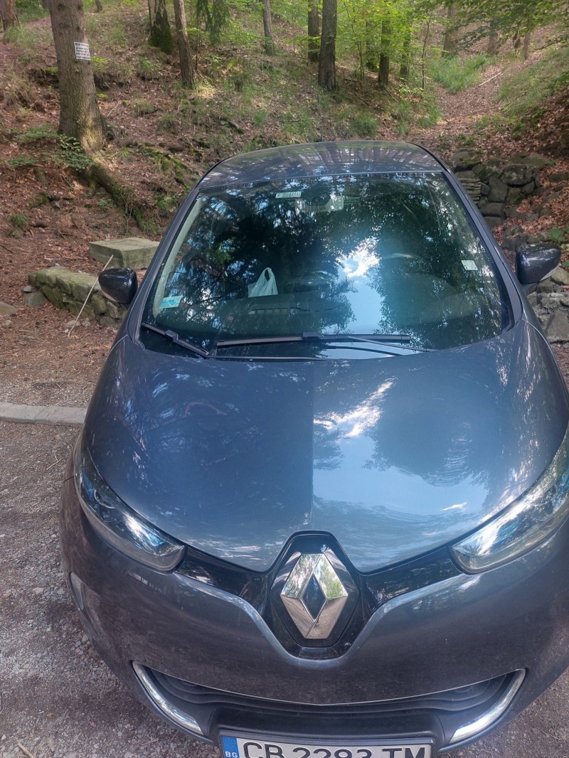 Renault Zoe, снимка 3 - Автомобили и джипове - 46011230