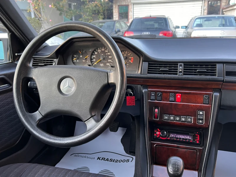 Mercedes-Benz 124 200E FACELIFT ИТАЛИЯ, снимка 11 - Автомобили и джипове - 47729460