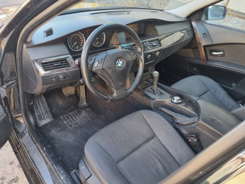 BMW 525 2.5dizel-177ks-2005god, снимка 14 - Автомобили и джипове - 47868909