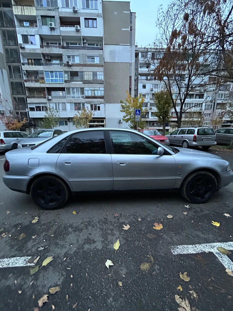 Audi A4 1.8 Turbo, снимка 3 - Автомобили и джипове - 47981739