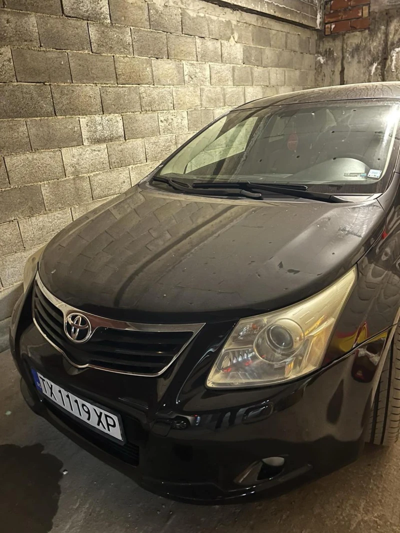 Toyota Avensis 2.2 D-4D, снимка 1 - Автомобили и джипове - 48078681