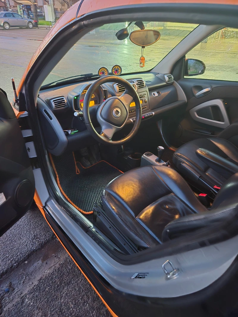 Smart Fortwo Cabrio, снимка 7 - Автомобили и джипове - 52335341