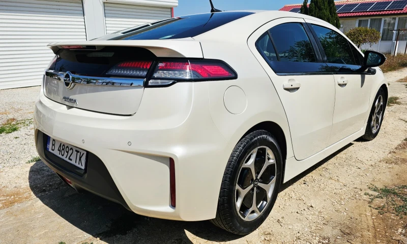 Opel Ampera Plug in hybrid, снимка 12 - Автомобили и джипове - 52517544