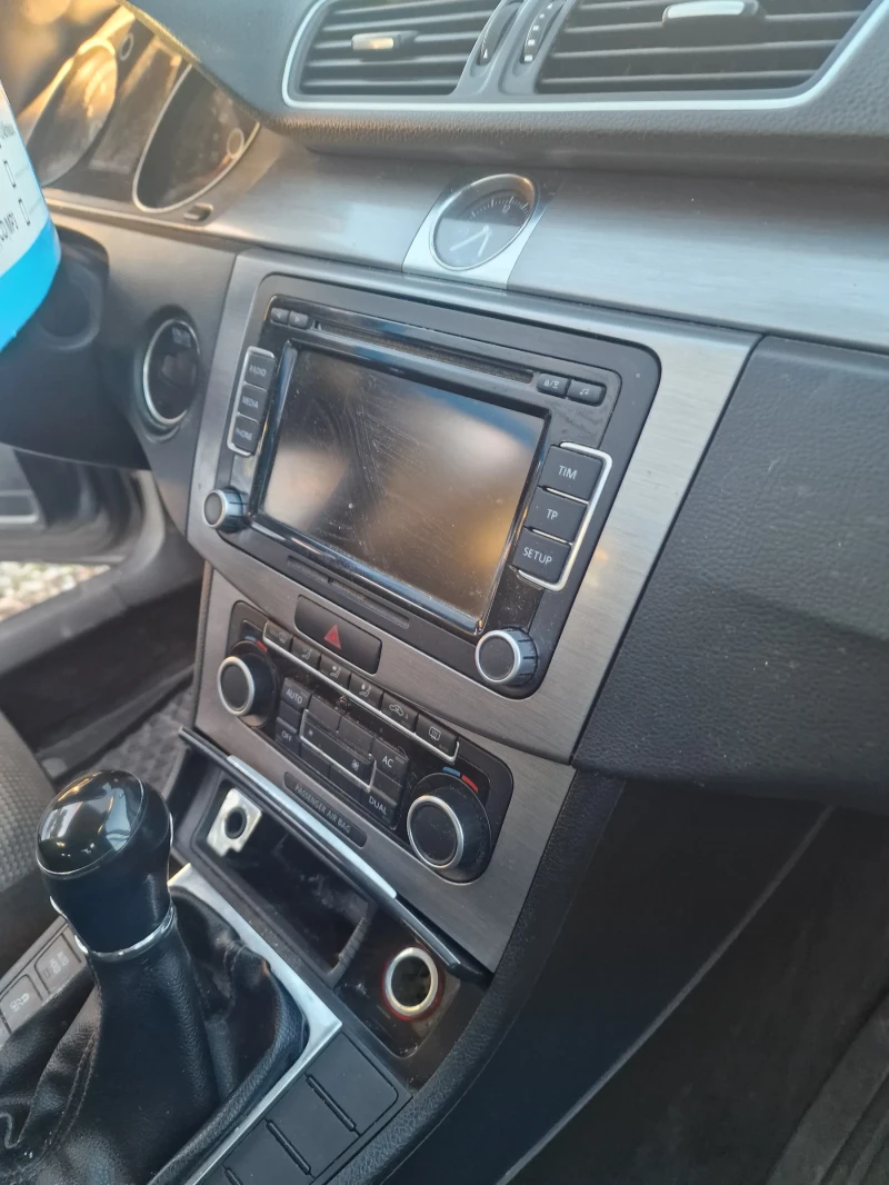 VW Passat, снимка 5 - Автомобили и джипове - 52640898