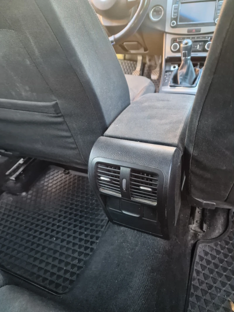 VW Passat, снимка 7 - Автомобили и джипове - 52640898