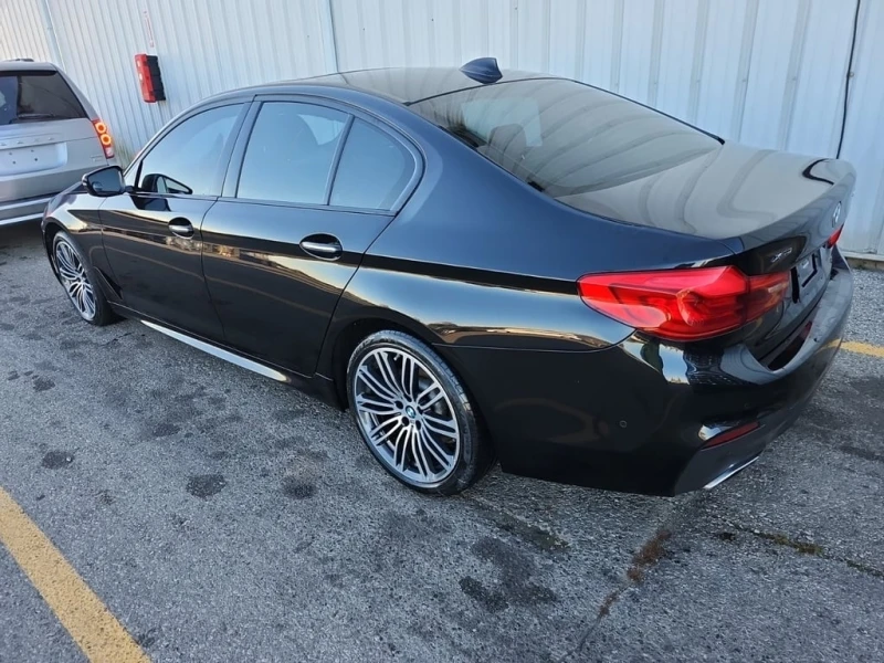 BMW 530 I XDRIVE 2018 * CARFAX * БЕЗ ПЪРВОНАЧАЛНА ВНОСКА, снимка 6 - Автомобили и джипове - 52729592