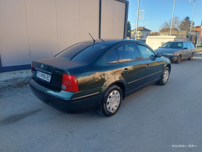 VW Passat 1.6 клима, снимка 17 - Автомобили и джипове - 52791166