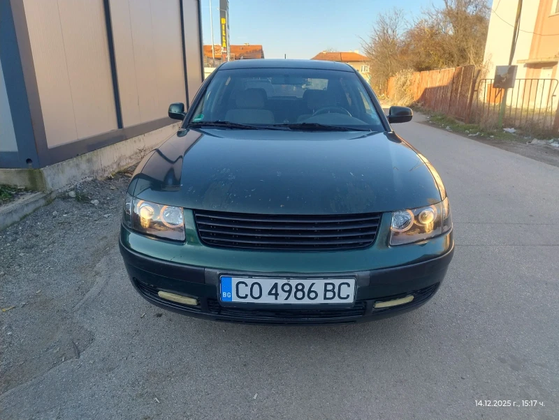 VW Passat 1.6 клима, снимка 3 - Автомобили и джипове - 52791166