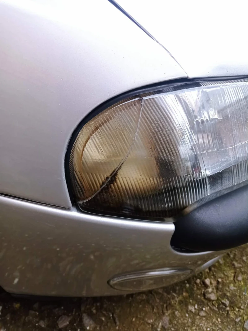 Opel Tigra 90.k.s, снимка 2 - Автомобили и джипове - 53089894