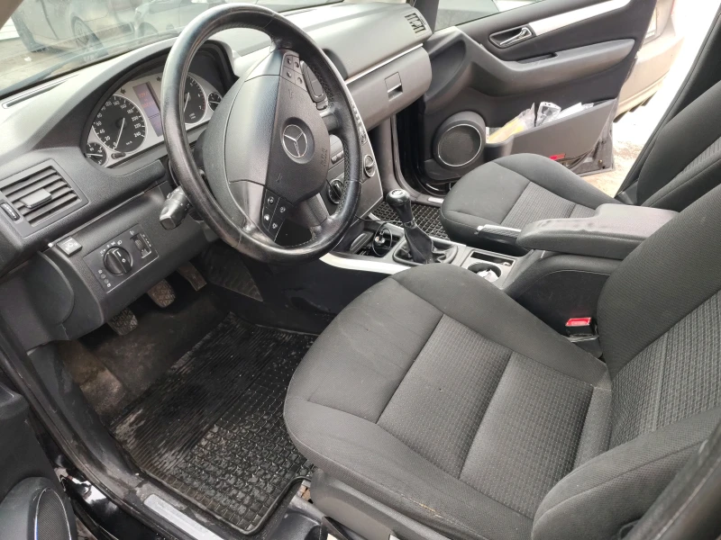 Mercedes-Benz B 200, снимка 9 - Автомобили и джипове - 53283899