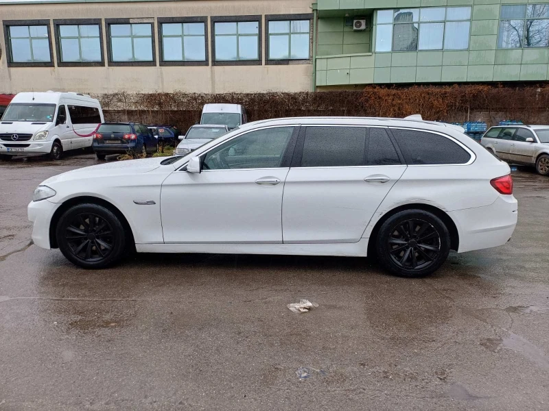 BMW 520 d Touring, снимка 4 - Автомобили и джипове - 53285706