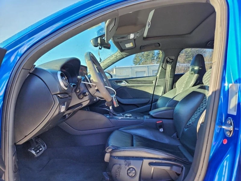 Audi Rs3 * CARFAX * БЕЗ ПЪРВОНАЧАЛНА ВНОСКА, снимка 7 - Автомобили и джипове - 53423266