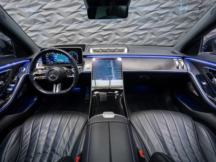 Mercedes-Benz S 400 D 4MATIC* 360* AMG LINE* PANO* Head Up* Обдухв* Bu, снимка 5 - Автомобили и джипове - 56177373