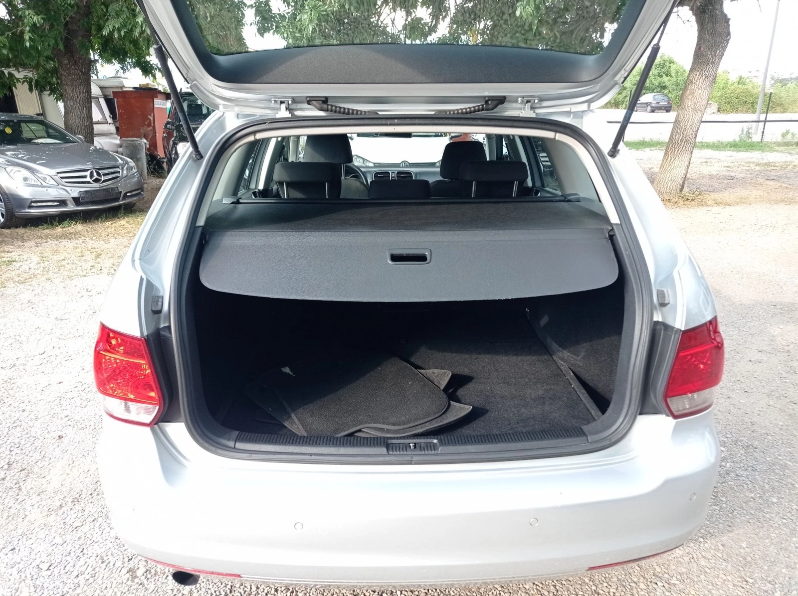 VW Golf 1.6TDI-105k.c. | Mobile.bg — изображение 15