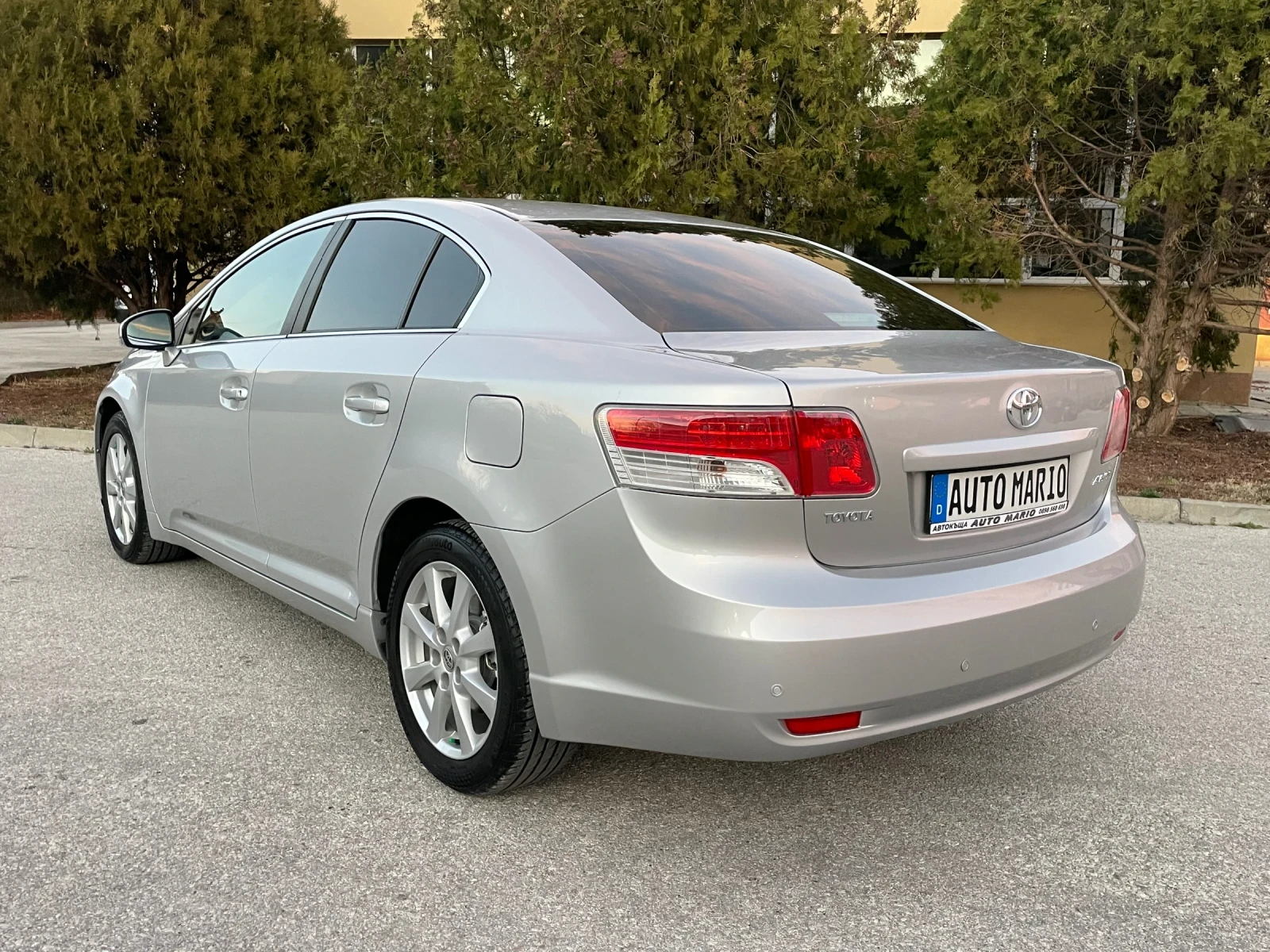 Toyota Avensis 2.0i 152к.с.EXECUTIVE ГЕРМАНИЯ - изображение 3