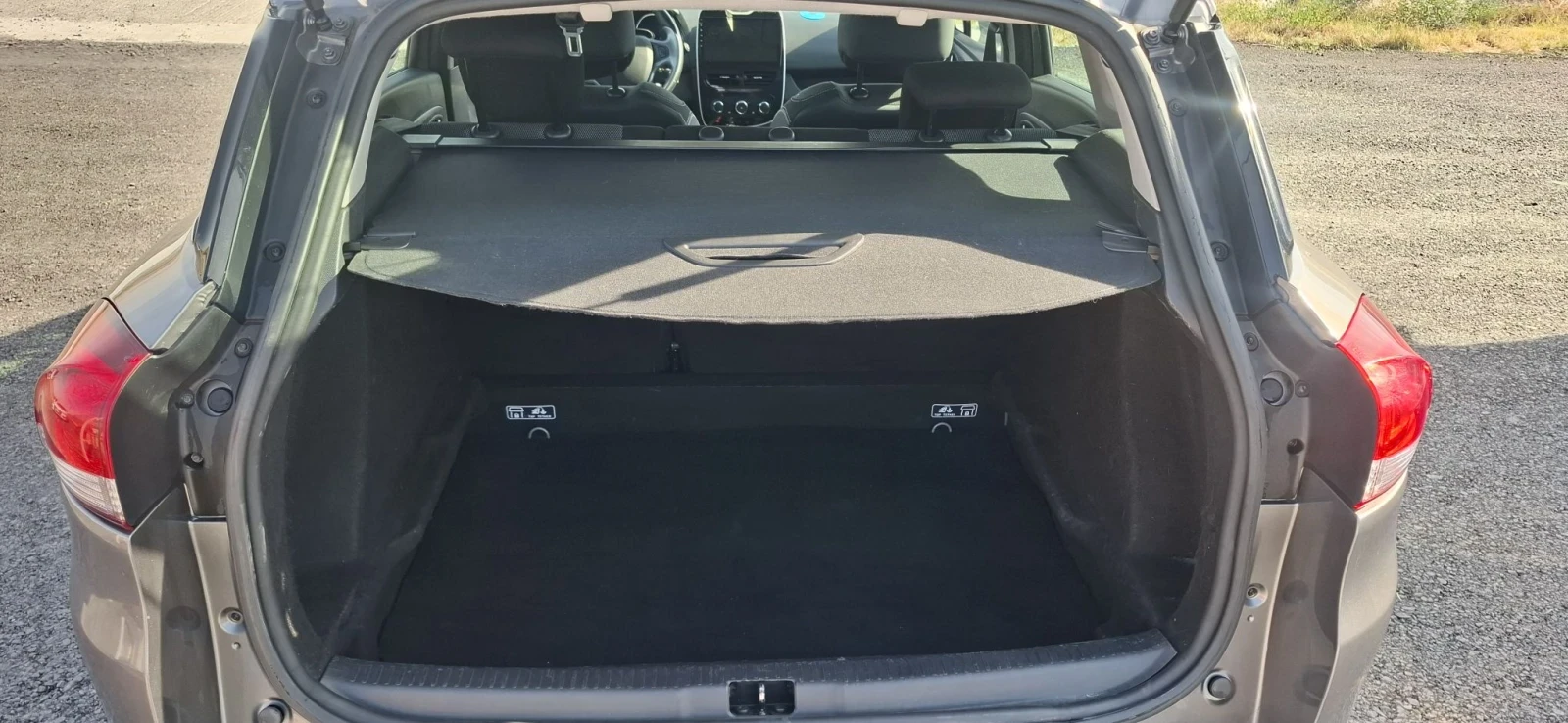 Renault Clio 1.5DCI Euro 5/B, снимка 16 - Автомобили и джипове - 56216973