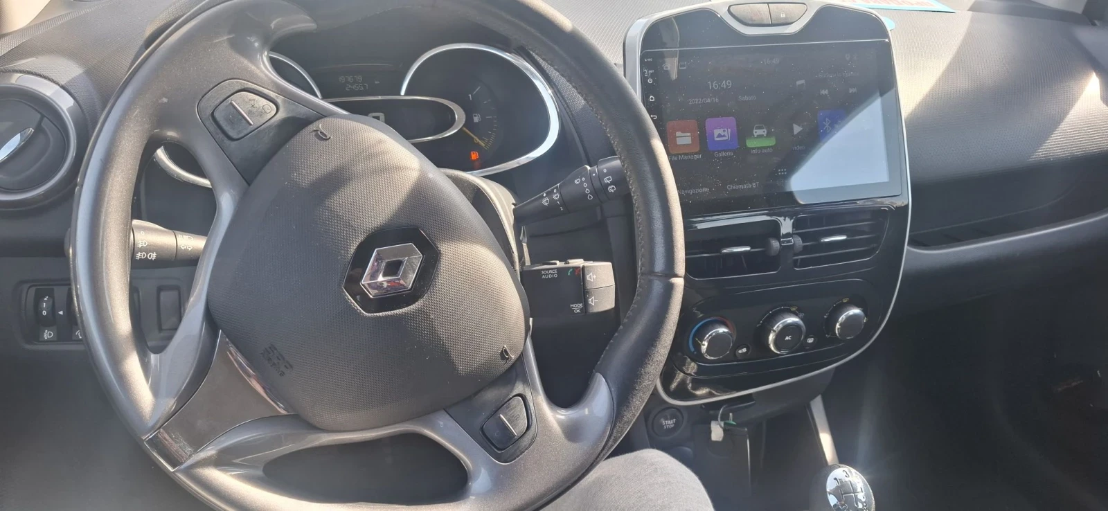 Renault Clio 1.5DCI Euro 5/B, снимка 13 - Автомобили и джипове - 56216973