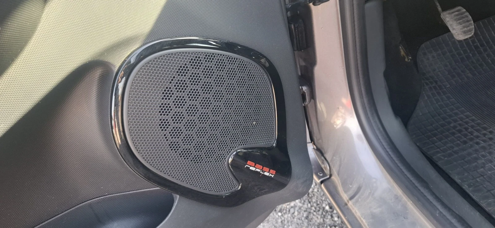 Renault Clio 1.5DCI Euro 5/B, снимка 11 - Автомобили и джипове - 56216973