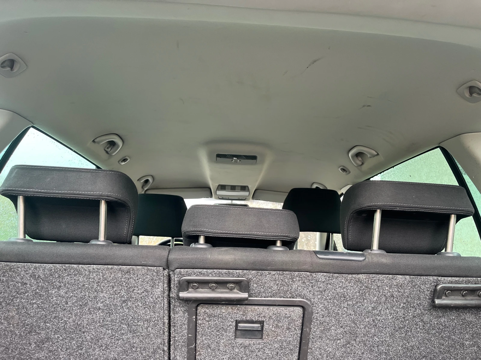 Skoda Octavia 2.0FSI Scout 4x4 , снимка 17 - Автомобили и джипове - 49833058