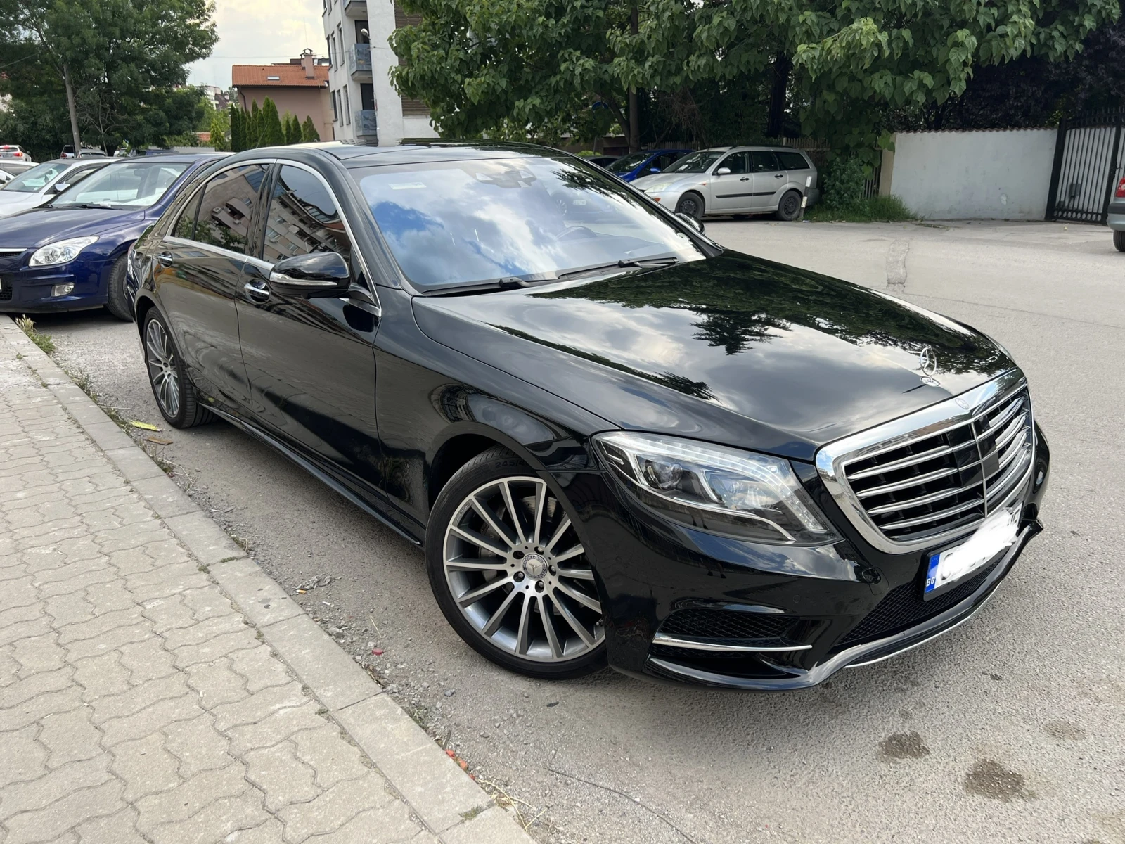 Mercedes-Benz S 500 Burmester/AMG/РЕАЛНИ 107 000KM/КАСКО И РЕГ - изображение 8