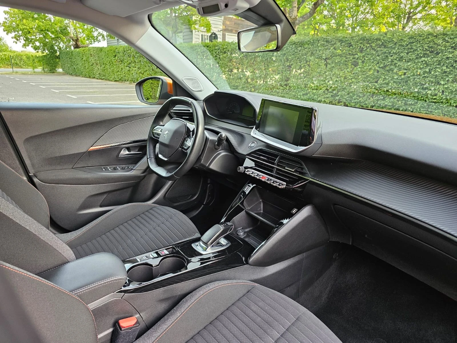 Peugeot 2008 E ACTIVE PACK 136кс - изображение 9