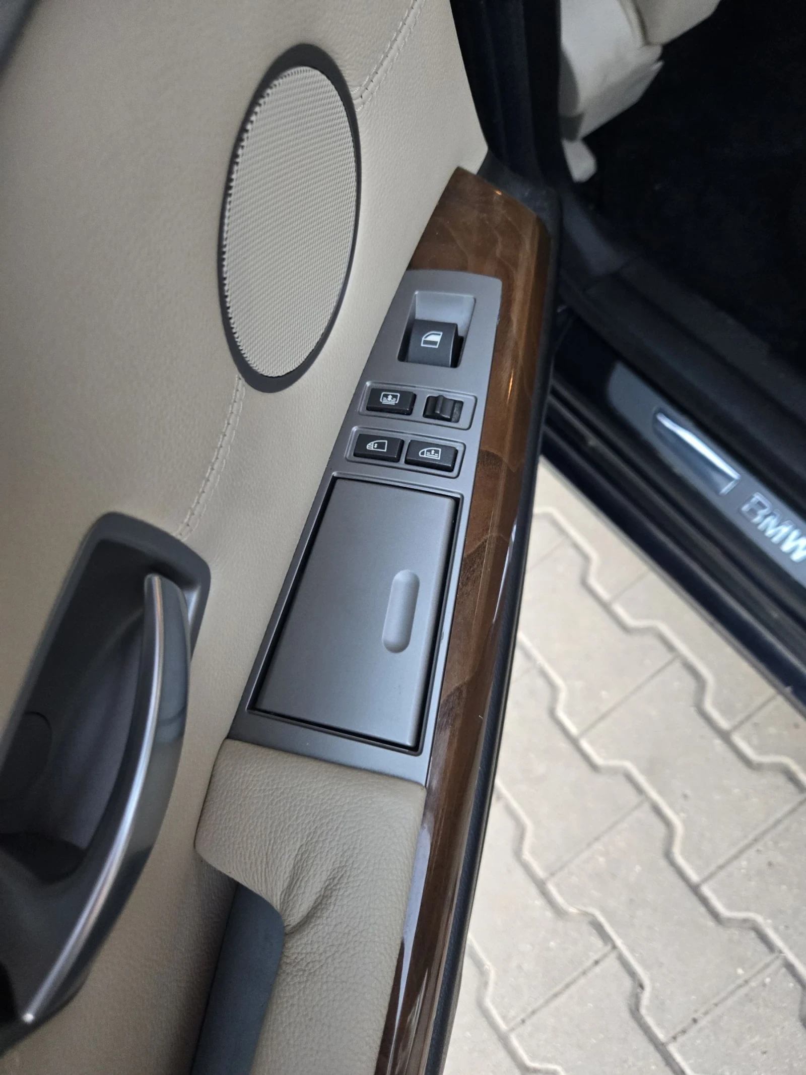 BMW 740 Нов внос във много добро състояние  - изображение 10