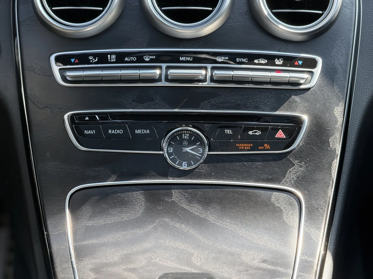 Mercedes-Benz C 450 AMG 4Matic / PANO / Alcantara | Mobile.bg — изображение 11