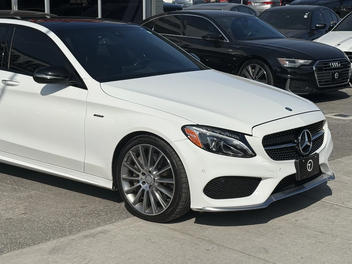 Mercedes-Benz C 450 AMG 4Matic / PANO / Alcantara - изображение 3