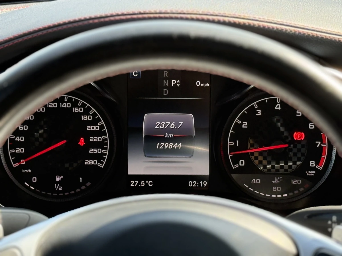 Mercedes-Benz C 450 AMG 4Matic / PANO / Alcantara - изображение 9
