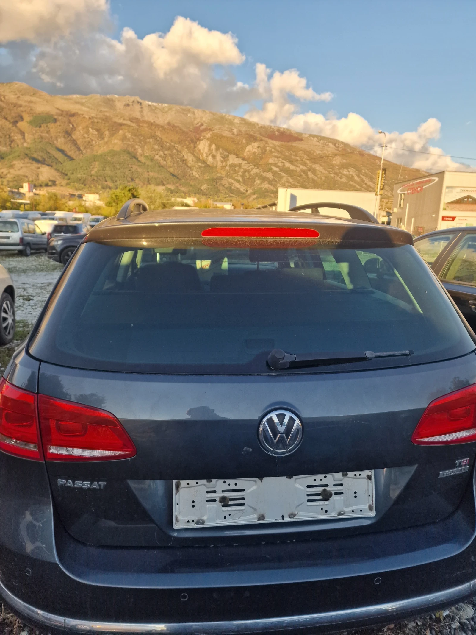 VW Passat  - изображение 2