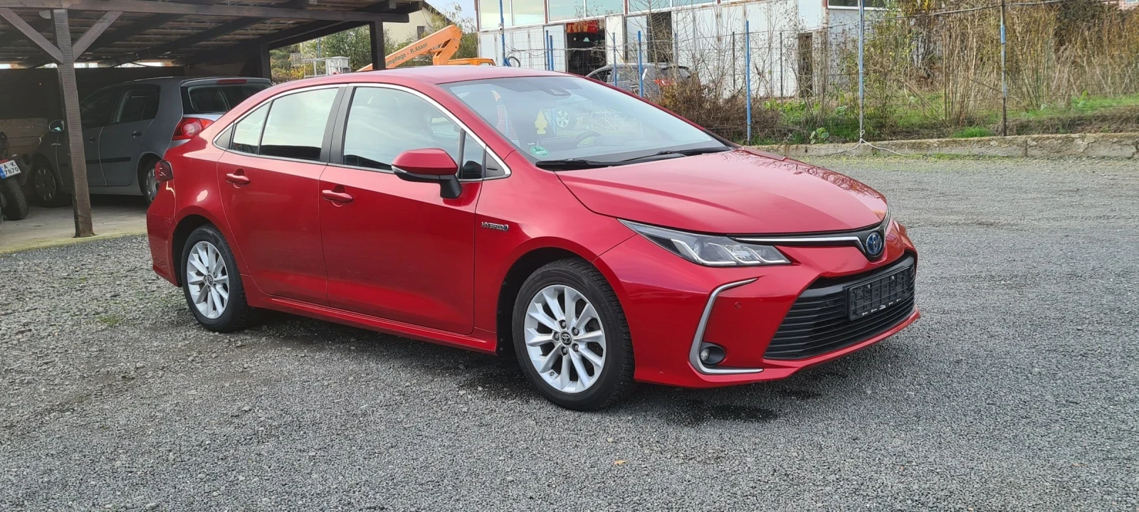 Toyota Corolla Hibrid - изображение 2