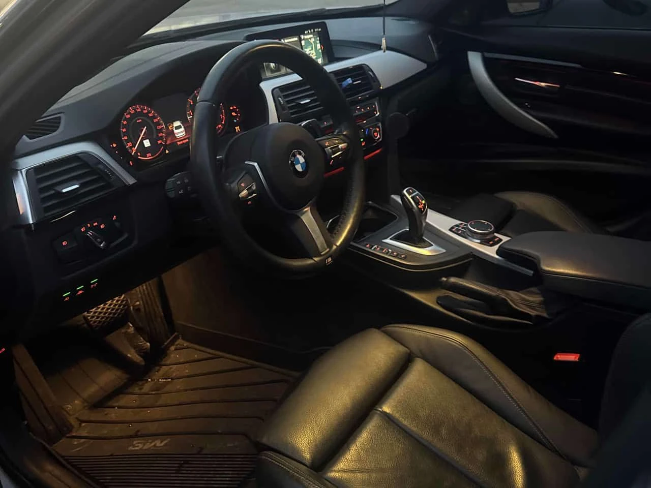 BMW 340  xDrive / CAMERA/DIS/PANO/NAVI/HARMON KARDON | Mobile.bg � ����������� 5