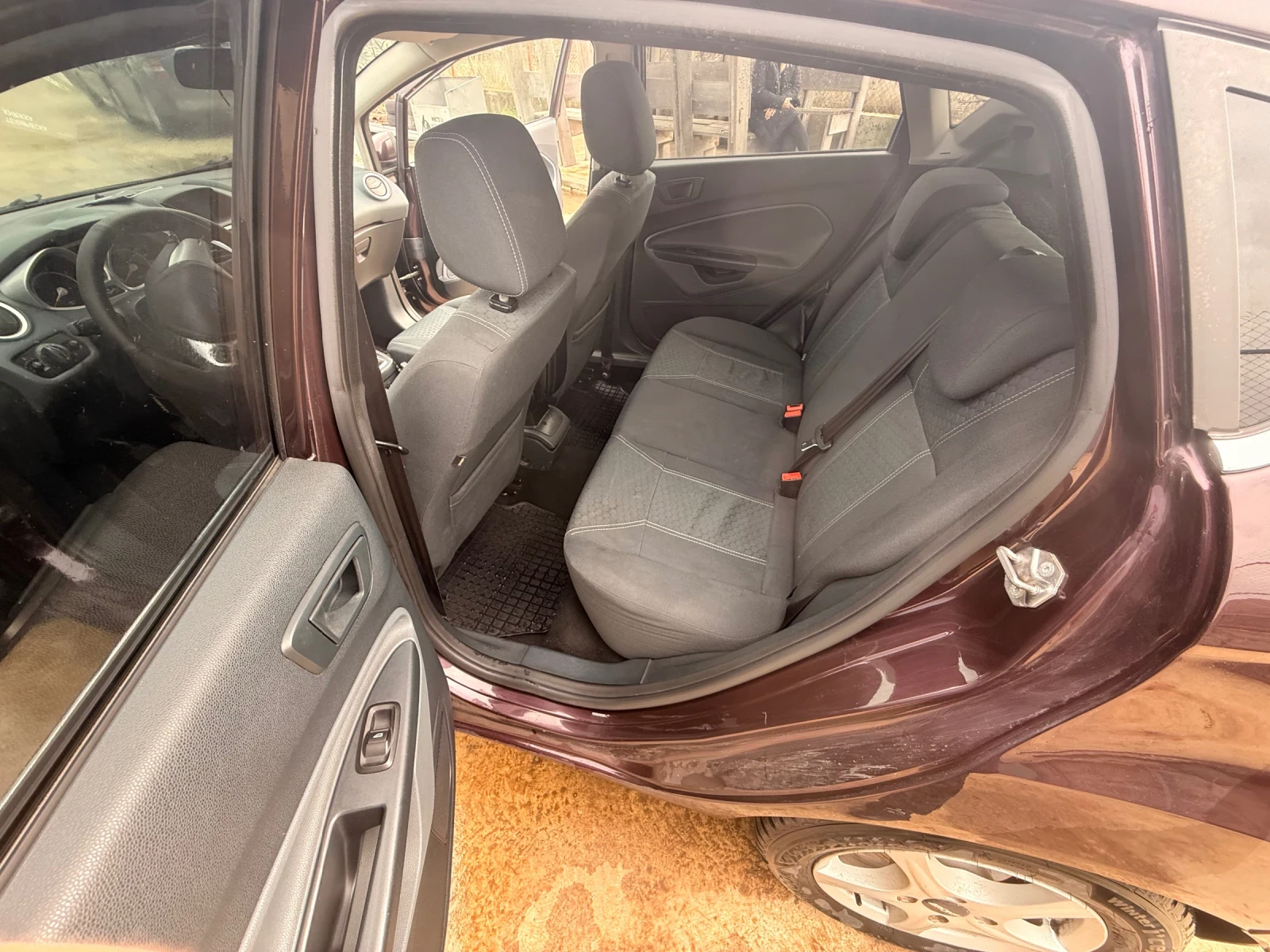 Ford Fiesta | Mobile.bg � ����������� 10