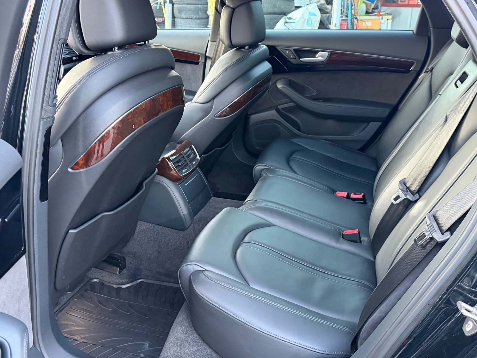 Audi A8 3.0TDI BARTER, снимка 11 - Автомобили и джипове - 53810455