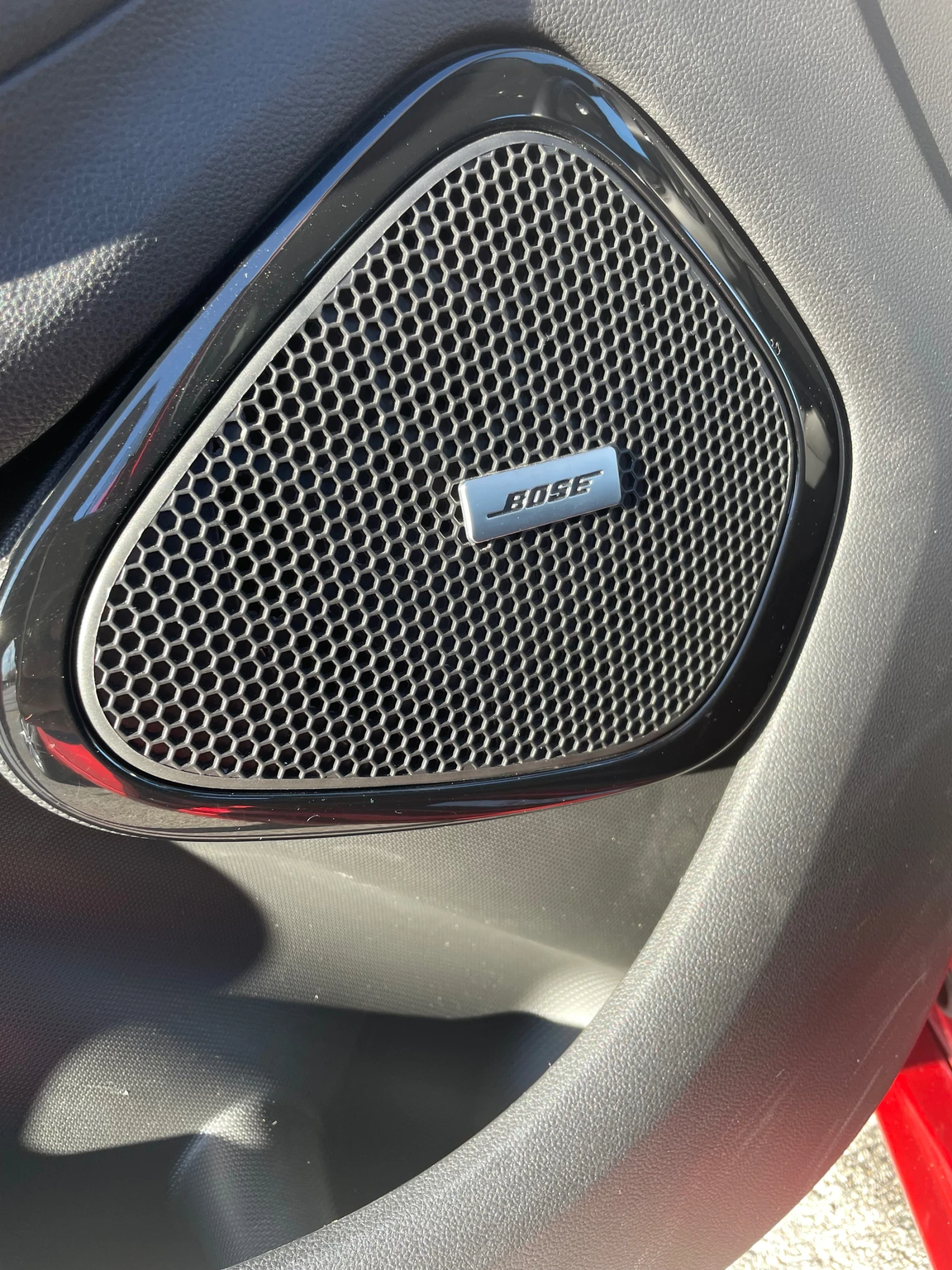 Renault Zoe iconic R135 52K, снимка 10 - Автомобили и джипове - 54041418