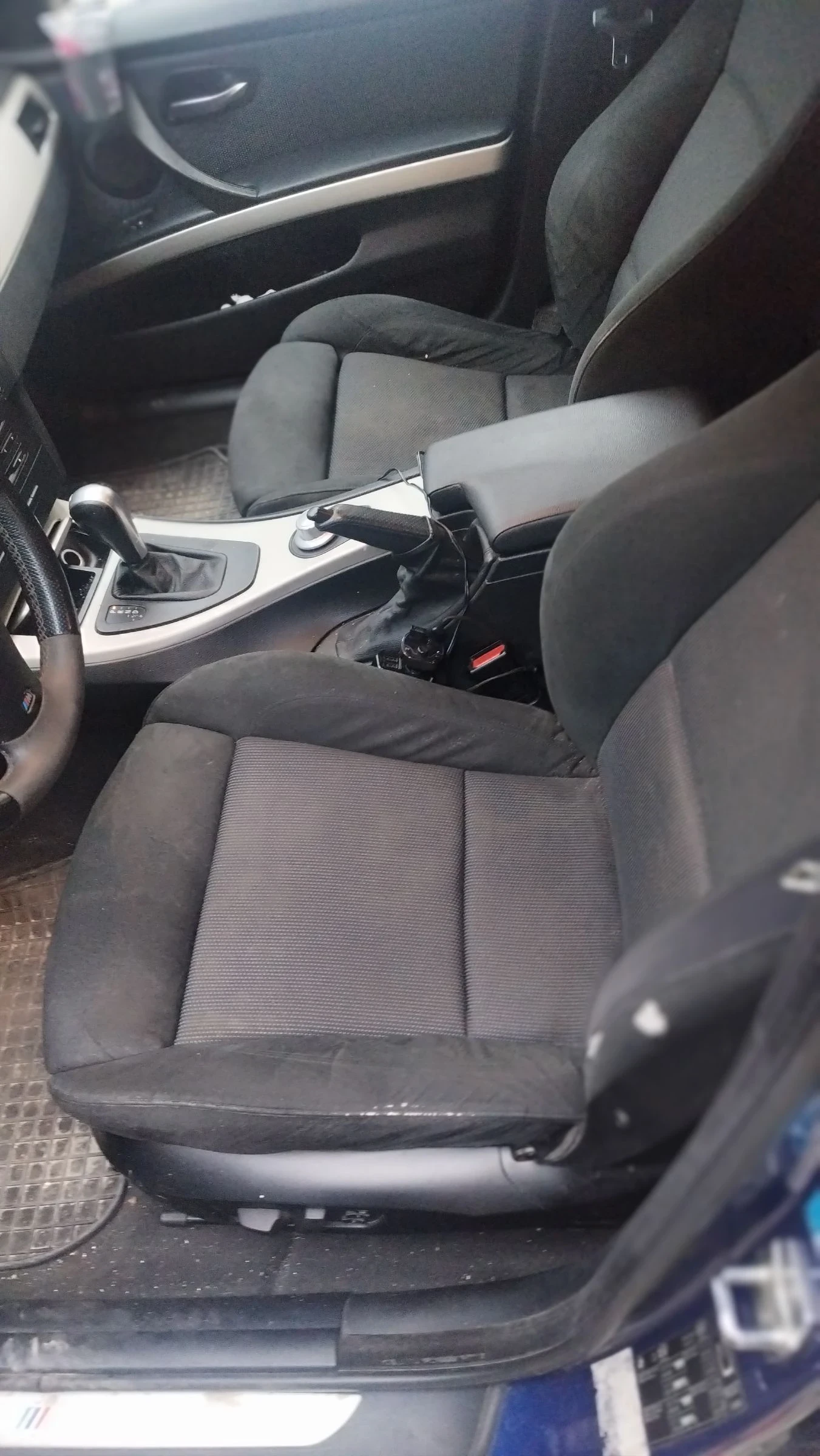 BMW 330 M-paket, снимка 7 - Автомобили и джипове - 54170477