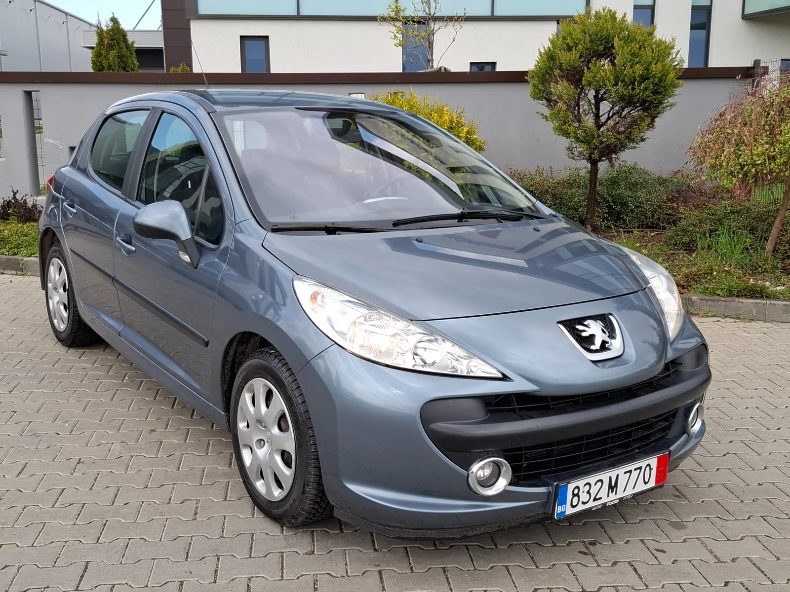 Peugeot 207 1.6HDI* (109кс)* FACELIFT* НОВ ВНОС* , снимка 10 - Автомобили и джипове - 54235276